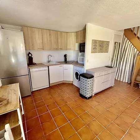 Mazet Calme, Clim Et Parking - 6 Pers. - Fr-1-816-46 Le Lavandou